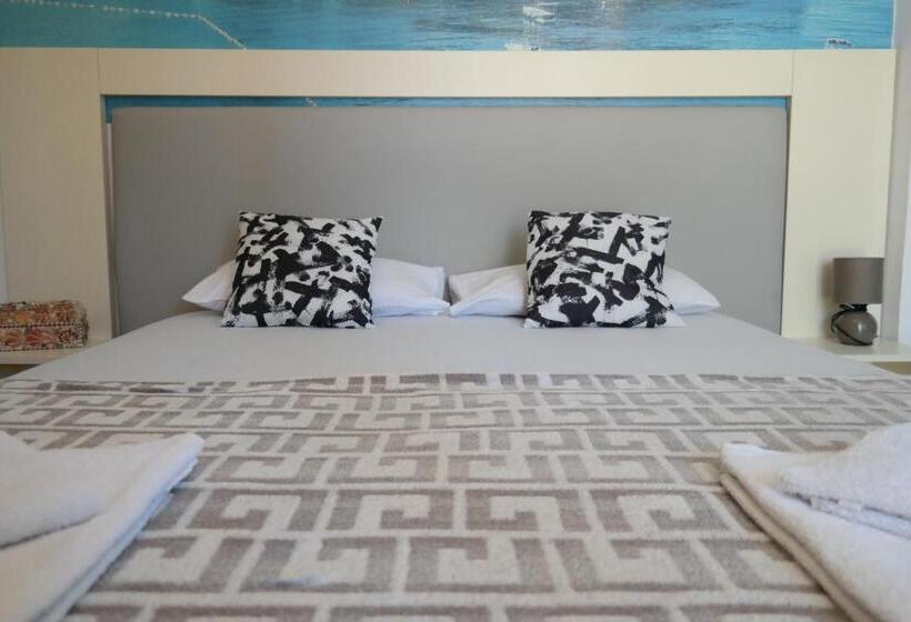 استودیوی استاندارد, Kuca Radovic