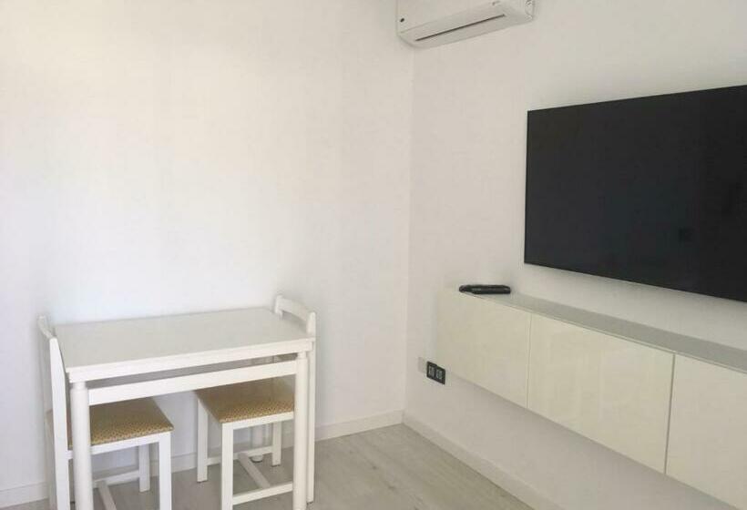 شقة غرفة واحدة, Atlantic Sun Beach - Gay Men Only