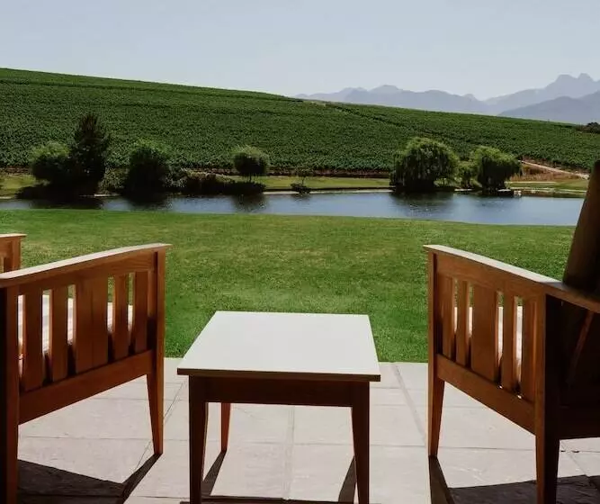 スイート, Asara Wine Estate &