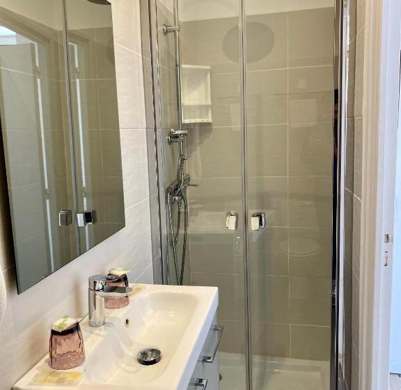 اتاق استاندارد, Belvedere