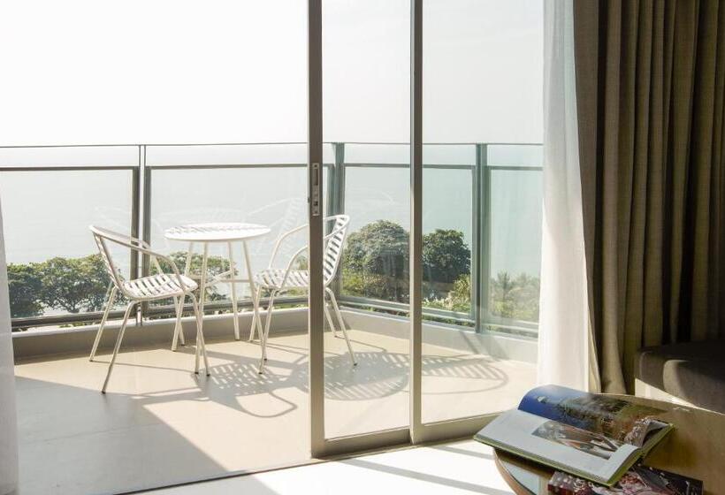 اتاق سوپریور با چشم‌انداز دریا, Centara Q Resort Rayong