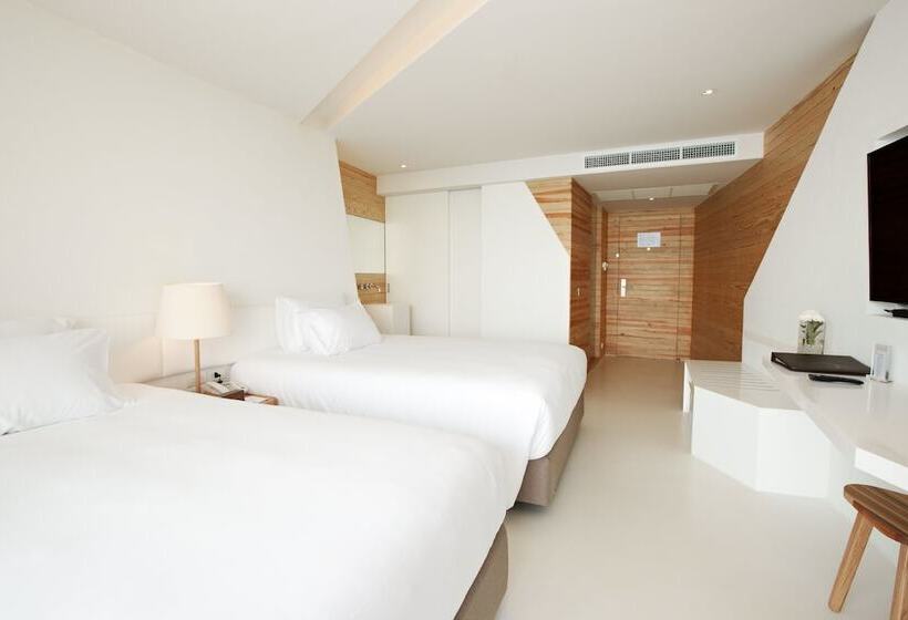 オーシャンビュースーペリアールーム, Centara Q Resort Rayong