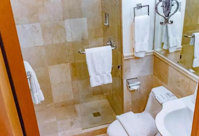 デラックスルーム, Crown Regency Prince Resort