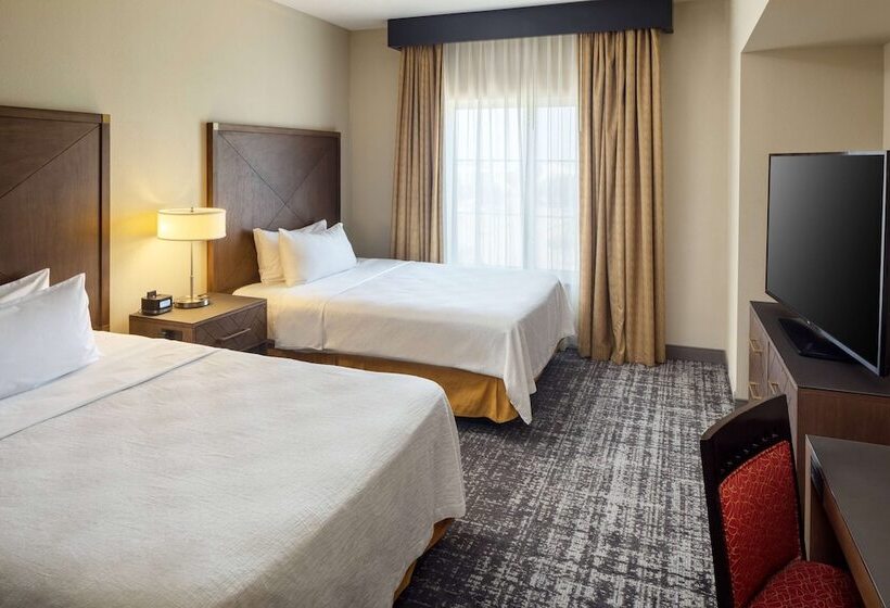 سوئیت برای معلولان, Embassy Suites By Hilton Laredo