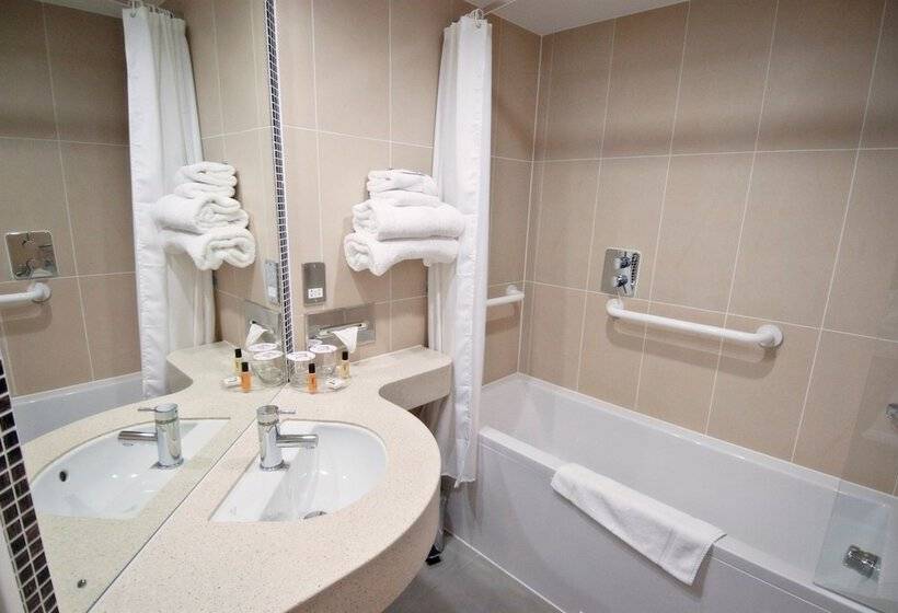 수피리어 룸, Future Inn Bristol