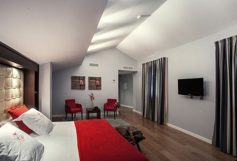 סוויטת ג'וניור, La Casa De La Trinidad