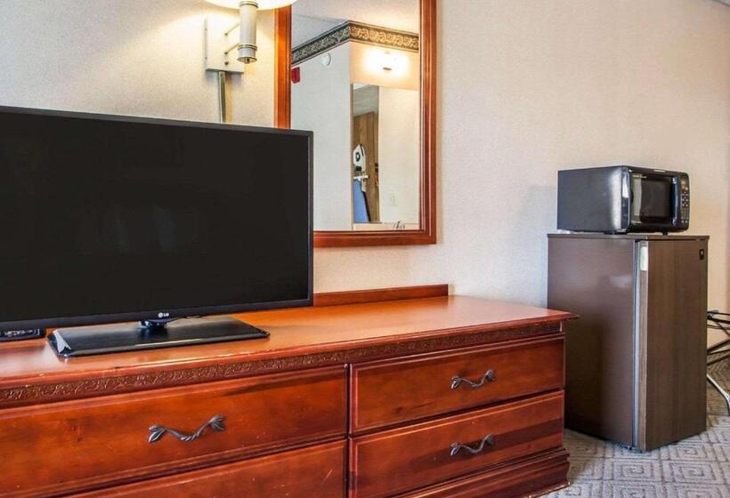 标准间, Rodeway Inn & Suites Milwaukee Airport