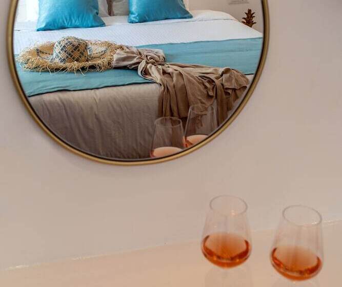 이코노미 룸, Kafieris View