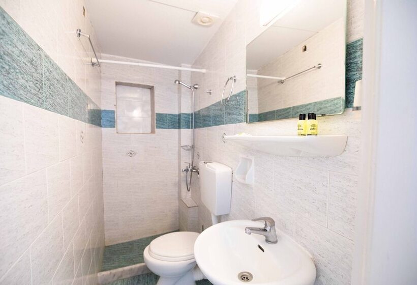 스탠다드 전망 룸, Kafieris View