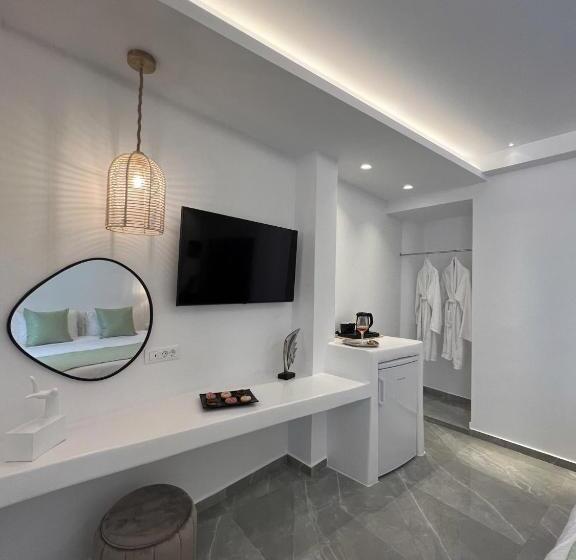 수피리어 스위트 바다 전망, Kafieris View