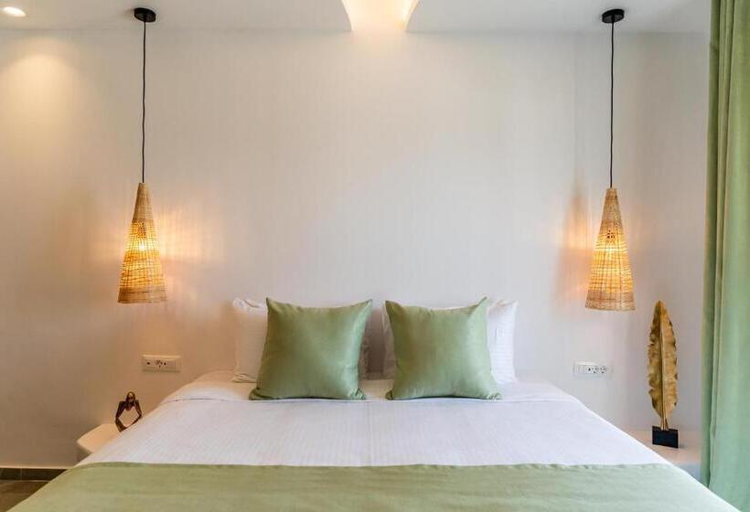 수피리어 스위트 바다 전망, Kafieris View