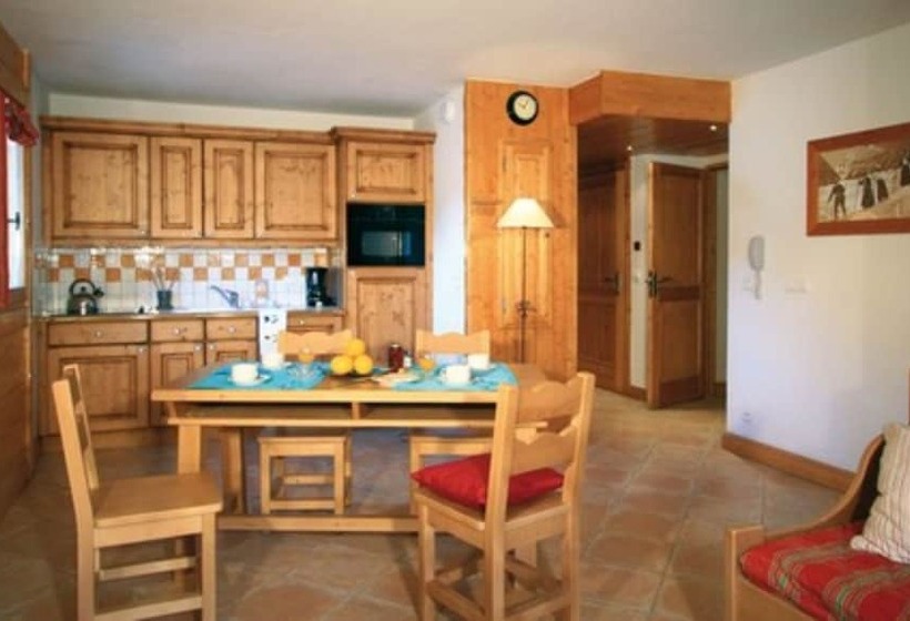 , Lagrange Vacances Le Hameau Du Rocher Blanc