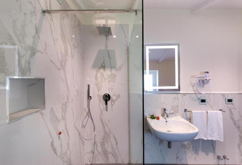 חדר דלוקס, Palazzo Tritone & Abagnale