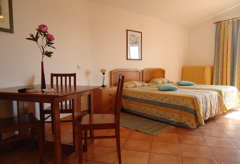 Студия Стандарт, Canavial I & Ii Apartamentos
