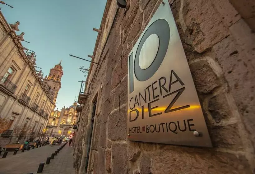 سوییت جونیور, Cantera 10 Hotel Boutique