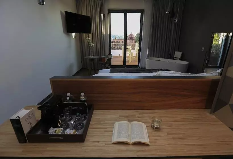 سوئیت مستر, Cantera 10 Hotel Boutique