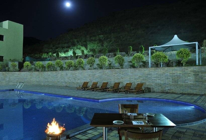 스탠다드 룸, Cambay Resort Udaipur