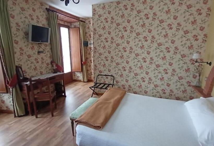 חדר קומפורט, Vitorio