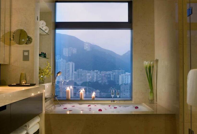 سوییت اجرایی, Crowne Plaza Hong Kong Causeway Bay, An Ihg