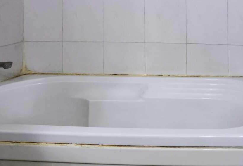 디럭스 룸, Dee Marks Hotel & Resorts