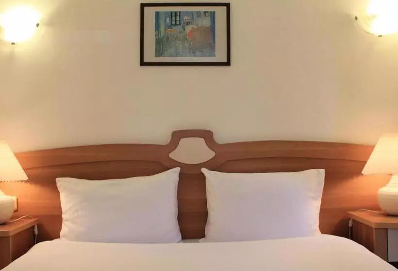 اتاق لوکس چهار تخته, Efe Hotel Gocek