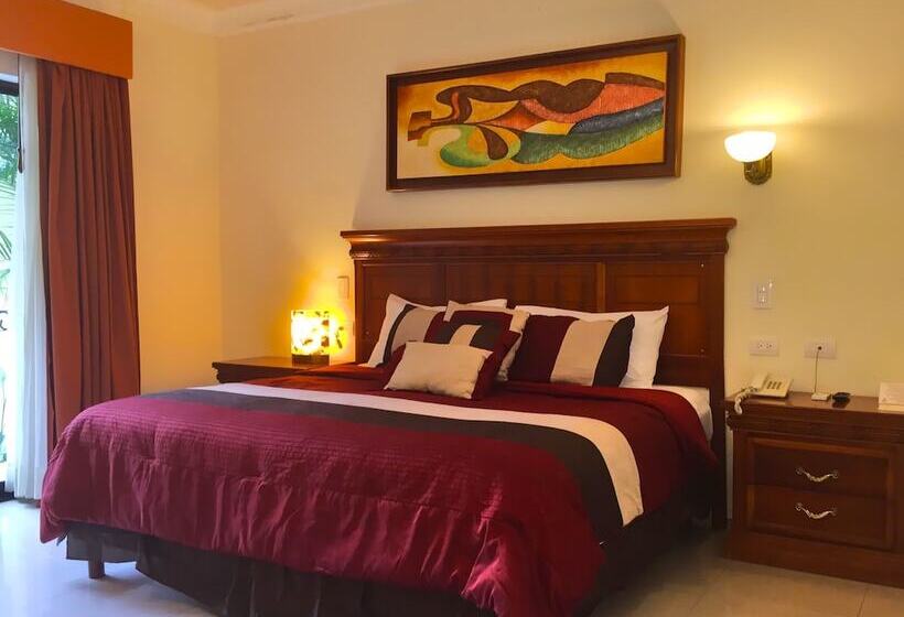 חדר דחוקס עם מיטת קינג, Gran Real Yucatan