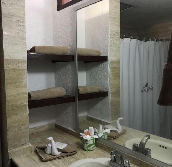 シニアスイート, Ixtapa Palace