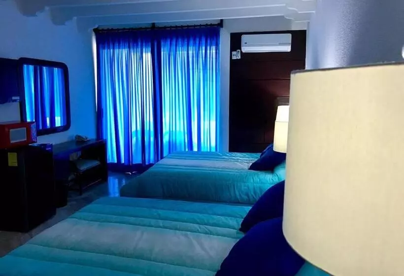 シニアスイート, Ixtapa Palace