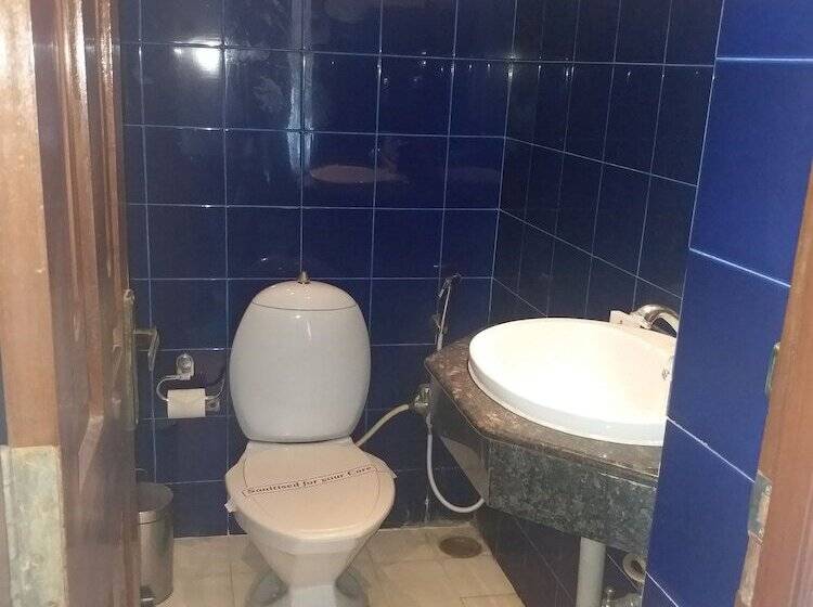 Номер Deluxe, Jayamahal Palace