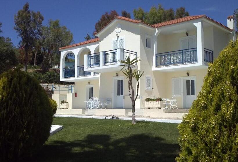 Номер Стандарт с Балконом, Liberatos Village