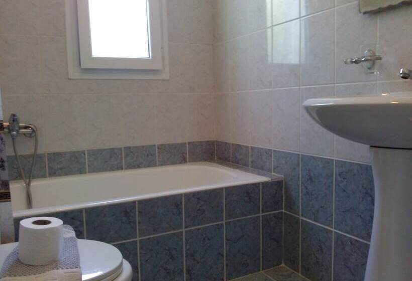 Апартаменты 1 Спальня Вид на Сад, Liberatos Village