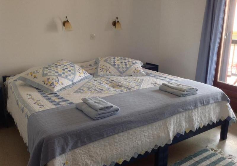 스탠다드 트리플 룸, Mouria