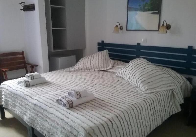 스탠다드 룸, Mouria