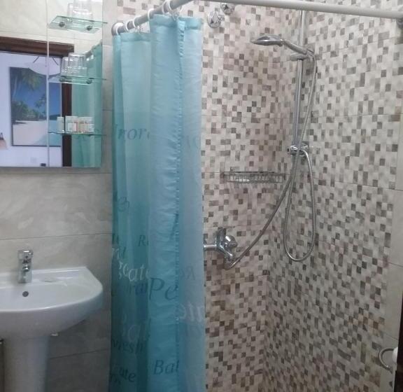 스탠다드 룸, Mouria