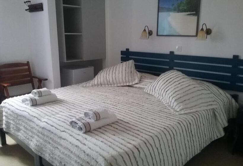 스탠다드 룸, Mouria