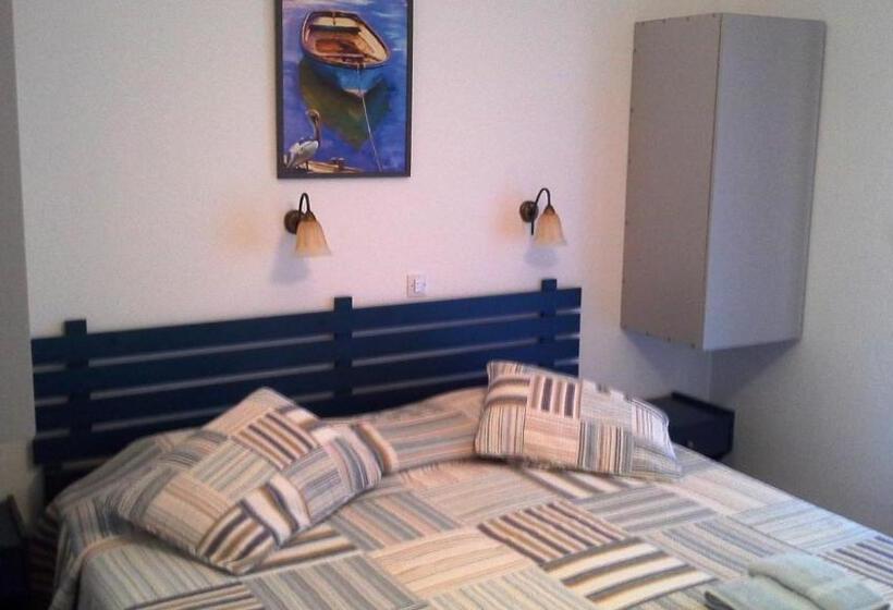 스탠다드 트리플 룸, Mouria