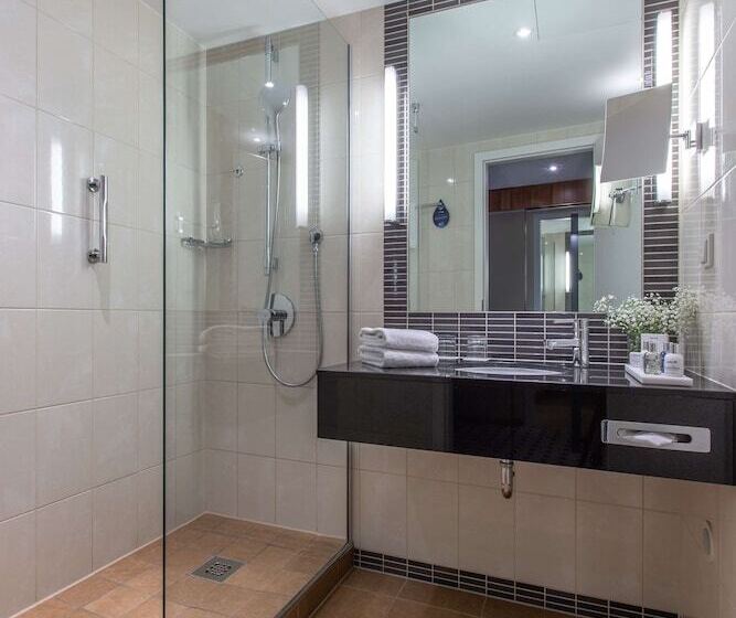 اتاق خانوادگی, Radisson Blu Hotel, Hamburg Airport