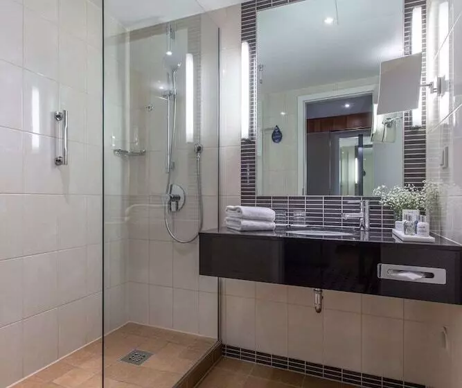 سوئیت با چشمانداز, Radisson Blu Hotel, Hamburg Airport