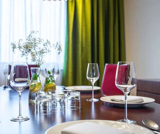 سوئیت با چشمانداز, Radisson Blu Hotel, Hamburg Airport