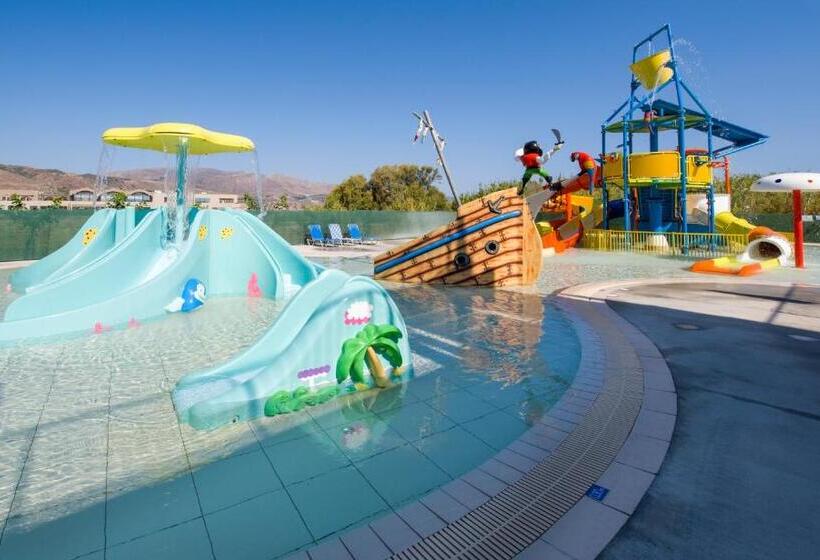 Полулюкс Вид на Бассейн, Selini Suites & Waterpark