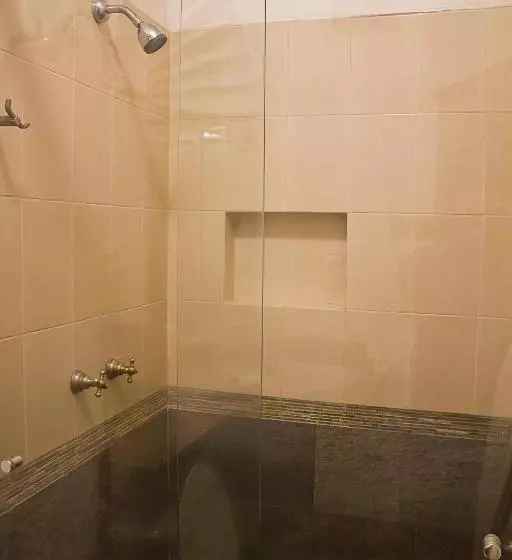 سوییت لوکس, Suites Sofia