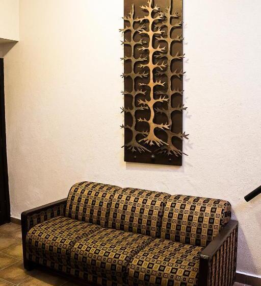 سوییت سوپریور, Suites Sofia