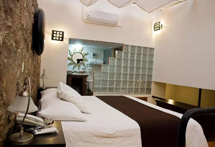 سوییت سوپریور, Suites Sofia