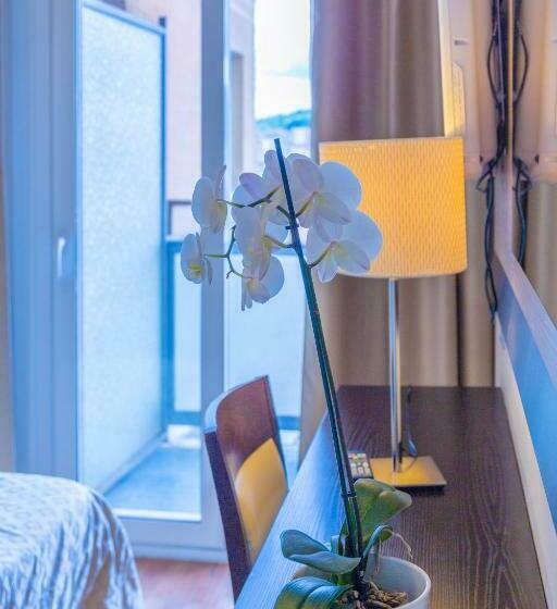 اتاق استاندارد, Suite Hotel Elite