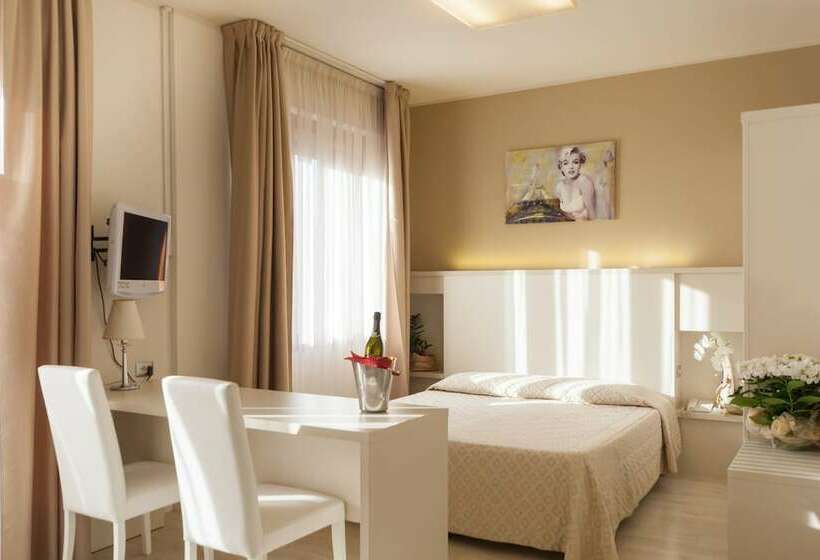 سوییت جونیور, Suite Hotel Elite