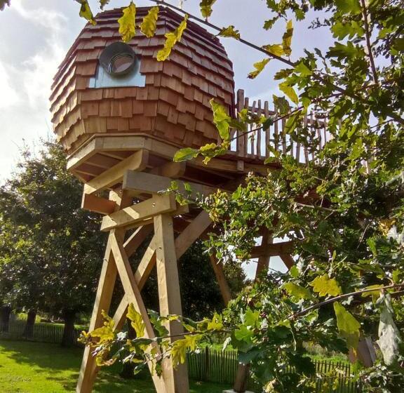 اتاق استاندارد با چشم‌انداز باغ, Nuit Insolite Lovelit Val André