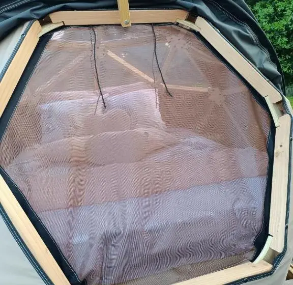 Standard Tent, Nuit Insolite Lovelit Val André