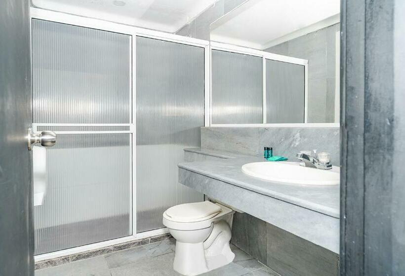 4인용 스탠다드 룸, Tree House Medellin