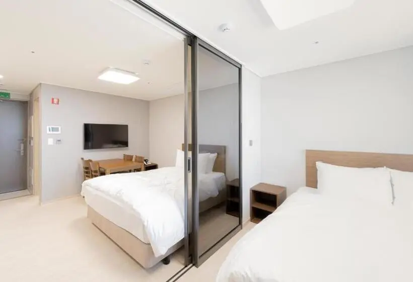 Deluxe-huone, Donghae Oceancity Residence
