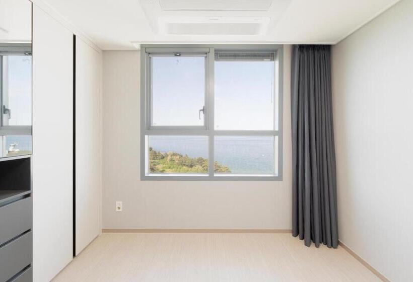Люкс Дюплекс, Donghae Oceancity Residence